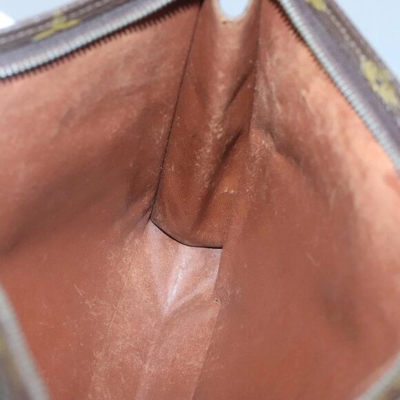 LOUIS VUITTON Monogram Posh Toilette 26 Pouch - Picture 13 of 16